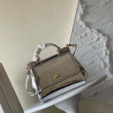 D&G Handle Bags